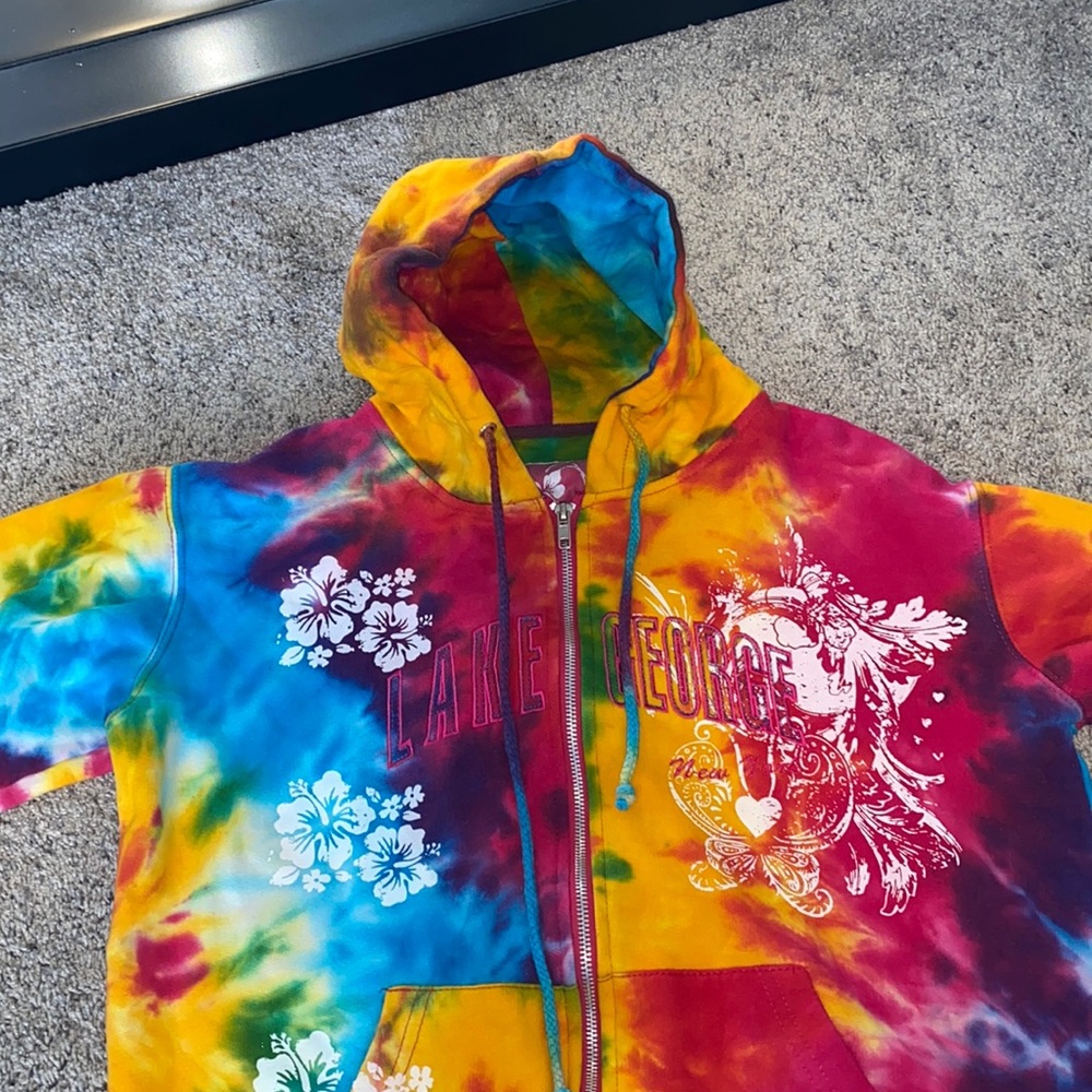 3/$20🧡 Lake George Colorful Tourist Zip Up